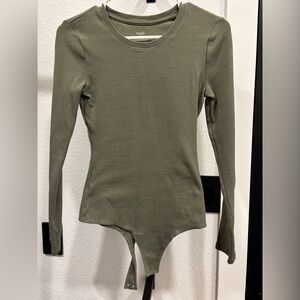 Nuuds Ribbed Longsleeve Bodysuit